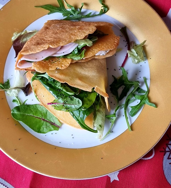 Photo de deux piadinas italiennes