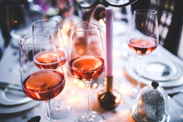 Photo de verres de vin santo